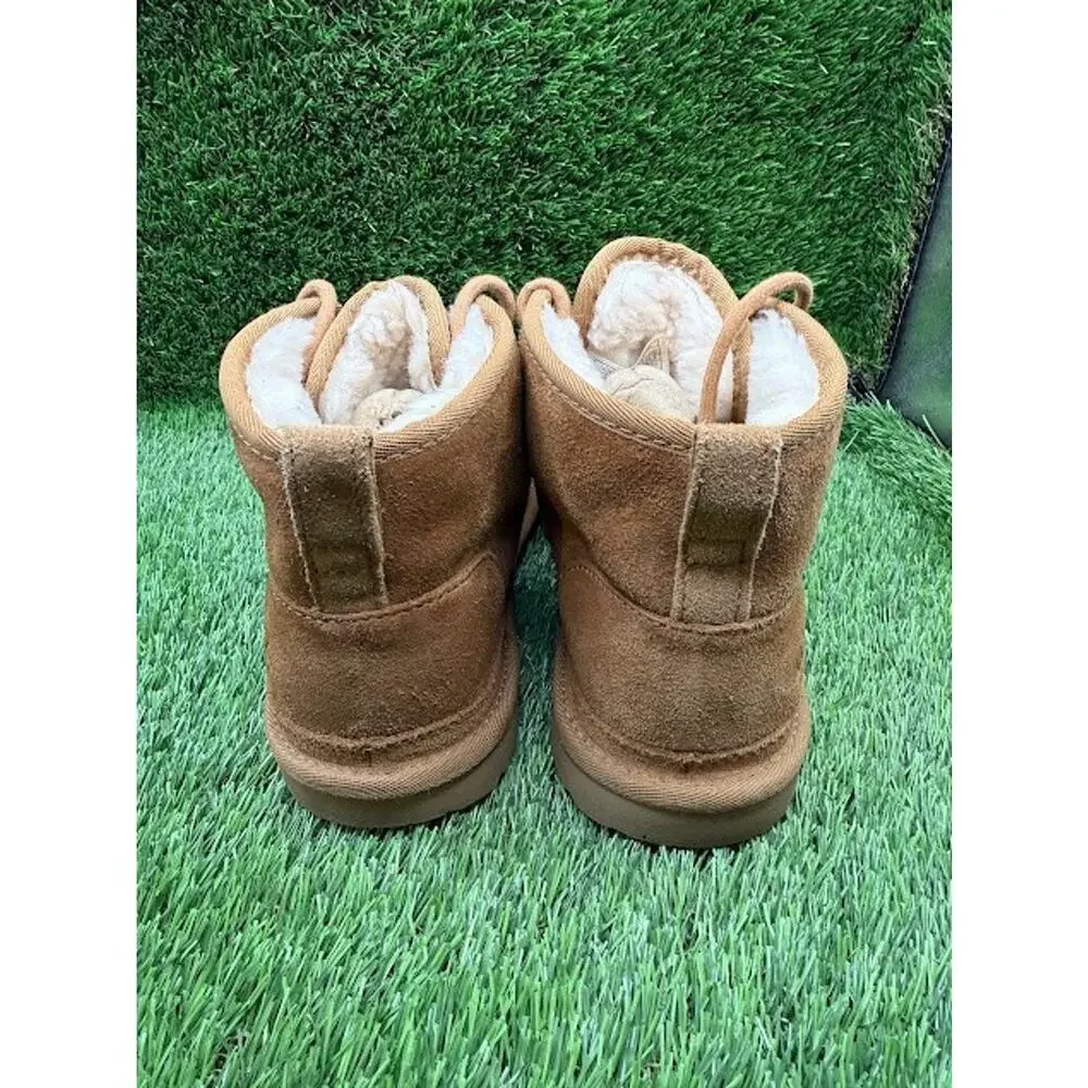 UGG Kids Neumel II Chestnut Suede Boot SN 1017320K Size 6